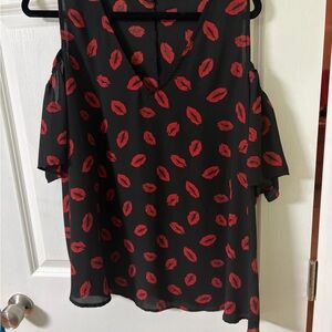 Torrid Black Blouse with Red Lip Pattern